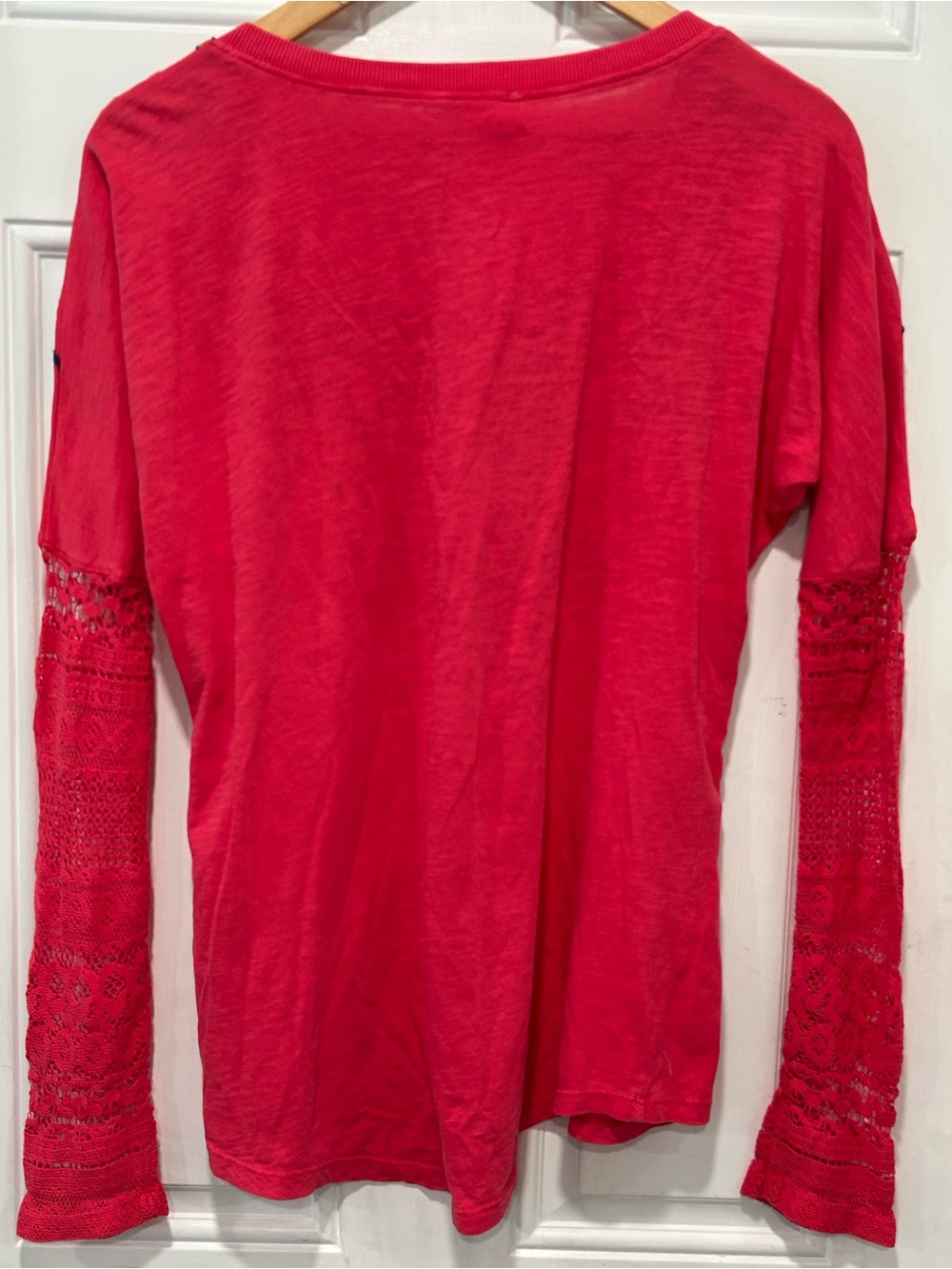 Sundance Henley Top Coral Pink Floral Embroidered Crochet Lace Sleeve Cotton Med - Picture 7 of 9